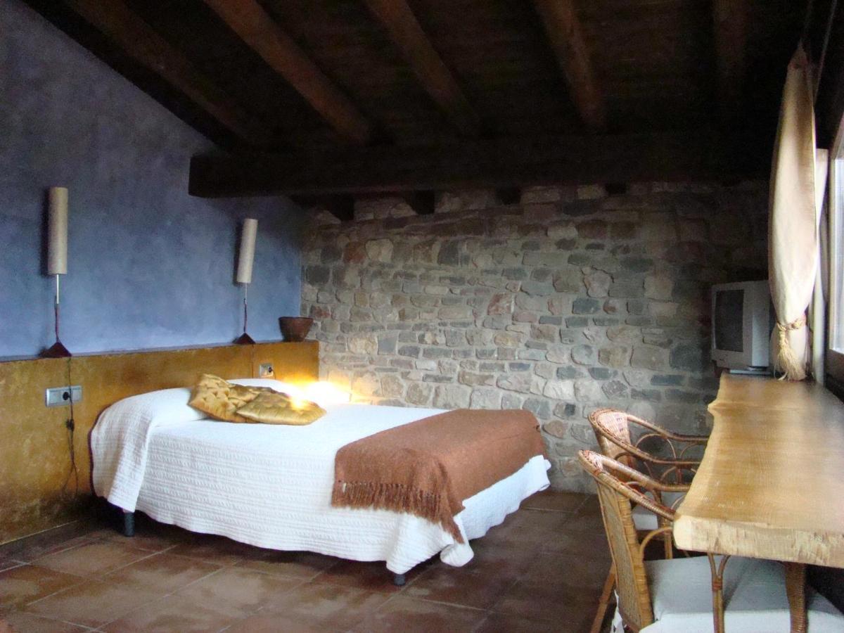Hotel Monegal San Lorenzo de Morunys Zimmer foto